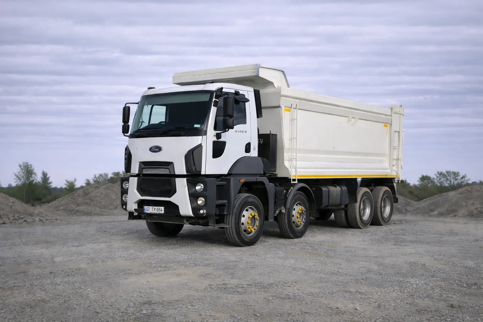 Ford Cargo 4142D